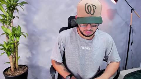 Kaan  Annie online show from 04-05-26, 10:07