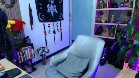 Carym  online show from 10-12-25, 02:32