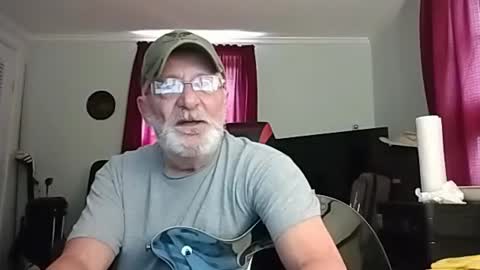 Snapshot of kabriggs136 chatting on 06-17-26, 09:05 kabriggs136 online show from 06-17-26, 09:05