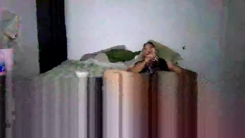 Snapshot of kad13579 chatting on 11-09-25, 05:33 Angie Dawn 24 online show from 11-09-25, 05:33