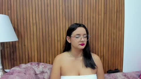 Kyelie online show from 12-15-24, 08:47