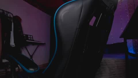 Kael Owens online show from 11-09-25, 11:47