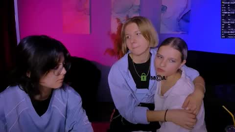 kaela_spell_ online show from 12-13-25, 08:36