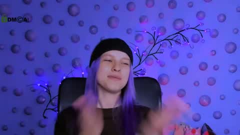 kaela_spell_ online show from 04-20-26, 10:22