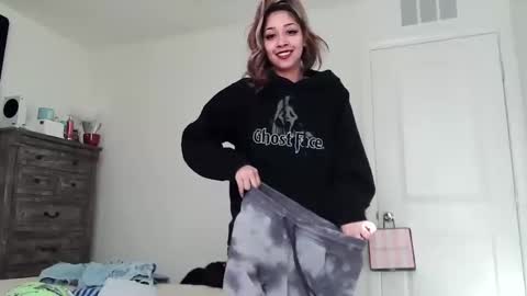 Snapshot of kaelagreen chatting on 09-11-25, 03:34 kaelagreen online show from 09-11-25, 03:34