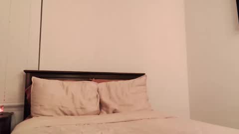 Snapshot of kaelagreen chatting on 10-05-25, 04:55 kaelagreen online show from 10-05-25, 04:55