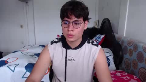 Snapshot of kafer_1022 chatting on 01-05-26, 06:22 kafer online show from 01-05-26, 06:22