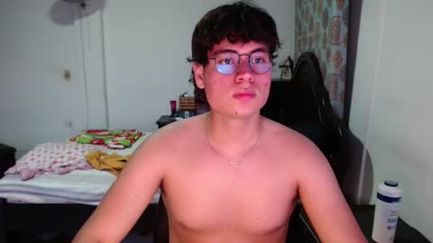 Snapshot of kafer_1022 chatting on 01-10-26, 10:25 kafer online show from 01-10-26, 10:25