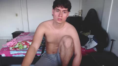 Snapshot of kafer_1022 chatting on 02-25-26, 10:19 kafer online show from 02-25-26, 10:19