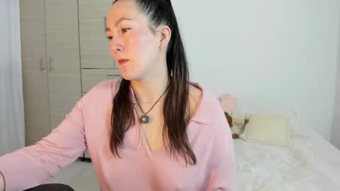 ChloeIndependient model online show from 09-15-25, 02:28