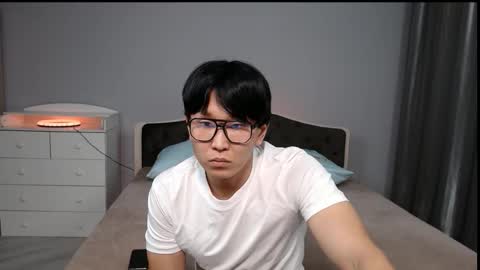 Snapshot of kai_chicken chatting on 11-09-25, 08:18 Kai Chicken online show from 11-09-25, 08:18