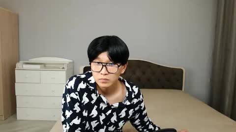 Snapshot of kai_chicken chatting on 12-15-25, 11:03 Kai Chicken online show from 12-15-25, 11:03