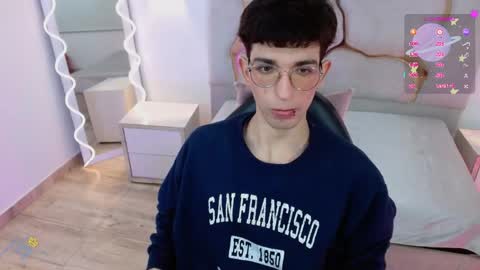 kai_tay1 online show from 04-11-26, 11:47