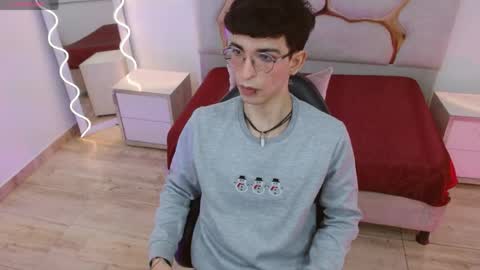 kai_tay1 online show from 04-15-26, 11:28