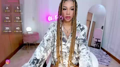 Snapshot of kaia_cam chatting on 05-31-26, 12:23 online show from 05-31-26, 12:23