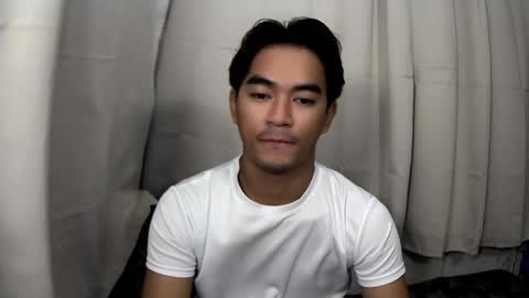 Snapshot of kaiknox chatting on 05-30-26, 03:42 Kai online show from 05-30-26, 03:42