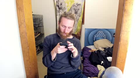 Kaiku77 online show from 12-10-24, 12:28