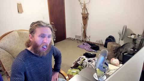 Kaiku77 online show from 01-19-25, 09:33