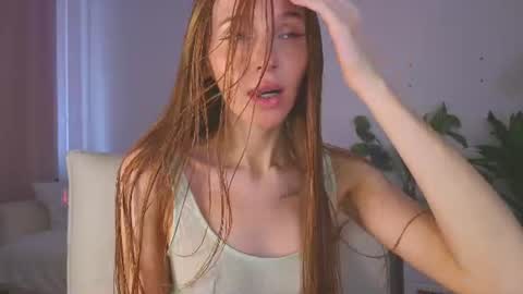 Snapshot of kailyginger chatting on 07-11-26, 01:25 My name is Mia Pleasures to see you Lets have good time together online show from 07-11-26, 01:25