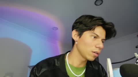 Snapshot of kain_moretti chatting on 09-12-25, 11:32 KAIN online show from 09-12-25, 11:32