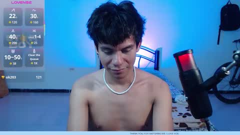 Snapshot of kain_moretti chatting on 10-16-25, 11:17 KAIN online show from 10-16-25, 11:17