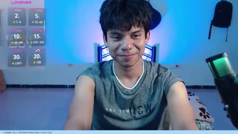 Snapshot of kain_moretti chatting on 10-17-25, 11:24 KAIN online show from 10-17-25, 11:24
