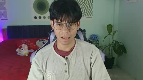 Snapshot of kain_moretti chatting on 05-27-26, 11:29 KAIN online show from 05-27-26, 11:29