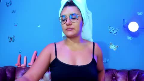 kaira_mosse_ online show from 07-08-26, 11:48