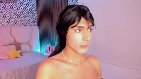 Snapshot of kaisage_tay chatting on 06-11-26, 03:15 kaisage_tay online show from 06-11-26, 03:15
