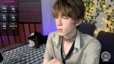 slutkai online show from 11-26-25, 09:16