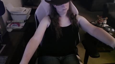 Snapshot of kait331 chatting on 09-27-25, 01:21 Camprincess331 online show from 09-27-25, 01:21