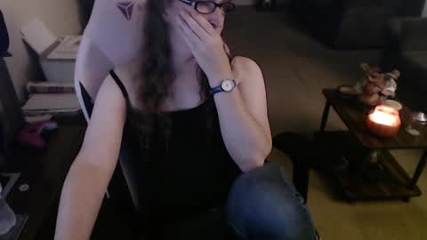 Snapshot of kait331 chatting on 10-04-25, 01:14 Camprincess331 online show from 10-04-25, 01:14