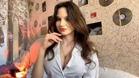 Snapshot of kaitlinmorphis chatting on 05-20-26, 09:15 Roniy online show from 05-20-26, 09:15
