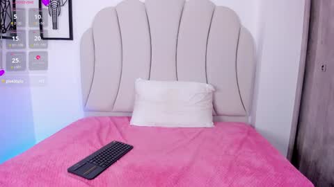 Kaity Lane online show from 01-29-25, 04:36