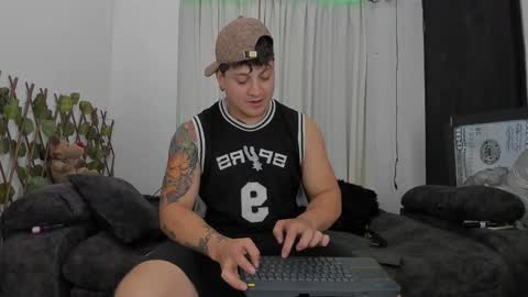 Kaledd musclees room Master online show from 10-22-25, 05:19