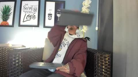 Kale online show from 10-18-25, 11:11