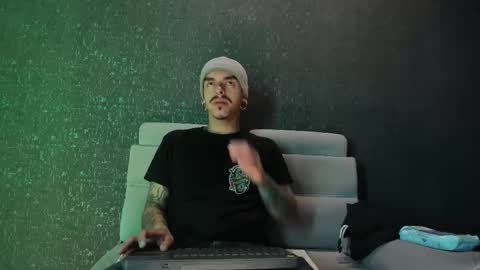 Kale online show from 11-08-25, 11:21