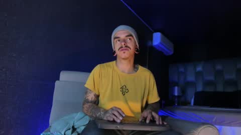 Snapshot of kaletattoos chatting on 05-14-26, 11:17 Kale online show from 05-14-26, 11:17