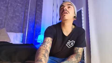 Snapshot of kaletattoos chatting on 06-30-26, 11:33 Kale online show from 06-30-26, 11:33