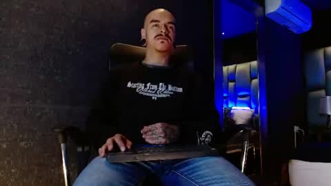 Snapshot of kaletattoos chatting on 07-16-26, 11:27 Kale online show from 07-16-26, 11:27