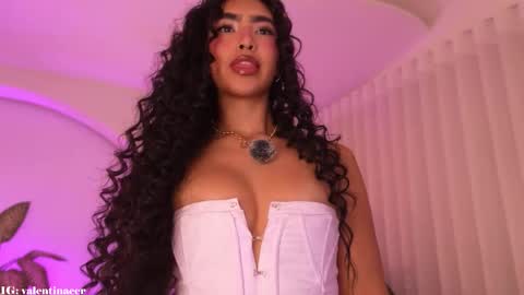 Snapshot of kali_hiill chatting on 12-14-25, 08:20 Sweet Kali online show from 12-14-25, 08:20
