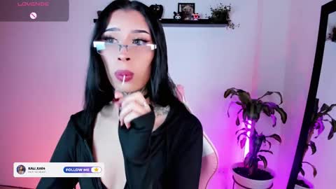 Snapshot of kali_ka chatting on 10-22-25, 06:18 Kali Ka Please help me with your thumbs up its important dont forget my birthday on October 26 online show from 10-22-25, 06:18