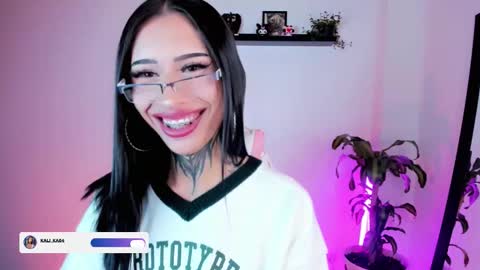 Snapshot of kali_ka chatting on 10-23-25, 09:35 Kali Ka Please help me with your thumbs up its important dont forget my birthday on October 26 online show from 10-23-25, 09:35