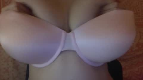 Snapshot of kalieen3 chatting on 12-09-24, 02:02 kaliyen online show from 12-09-24, 02:02