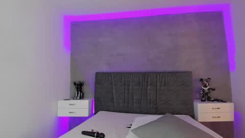 Carolina   online show from 12-21-24, 02:26