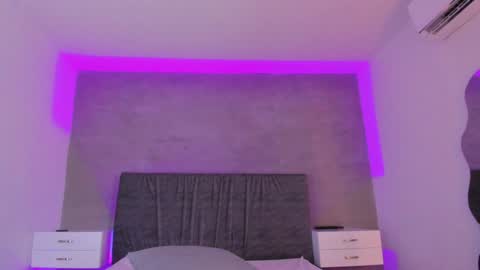 Carolina   online show from 01-31-25, 04:27