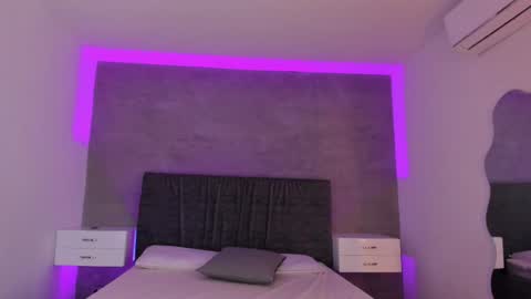 Carolina   online show from 02-11-25, 07:05