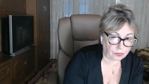 kalliiina online show from 10-27-25, 08:29