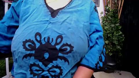 Alisha online show from 11-15-25, 10:12
