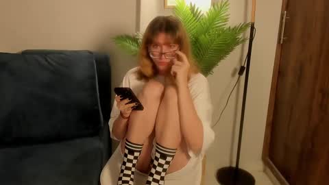 Snapshot of kalyna__bacon1 chatting on 02-13-25, 11:04 kalynita online show from 02-13-25, 11:04